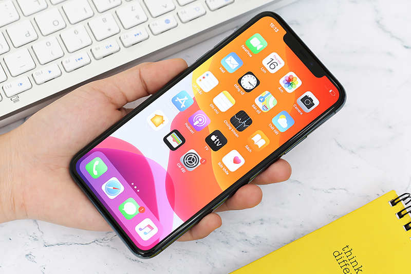 Điện thoại iPhone 11 Pro Max 64GB | Trải nghiệm xem phim